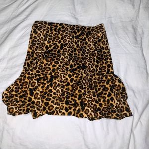 Leopard print skirt